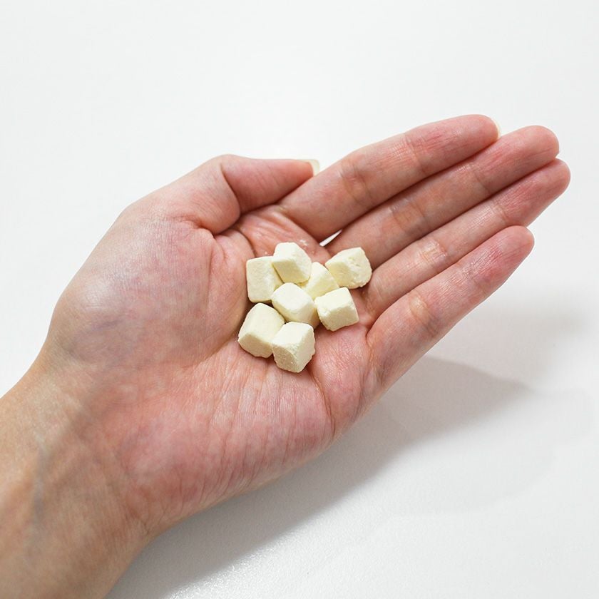 【国産】フリーズドライ豆腐は約1～1.5cmほど大きさにカットされています。