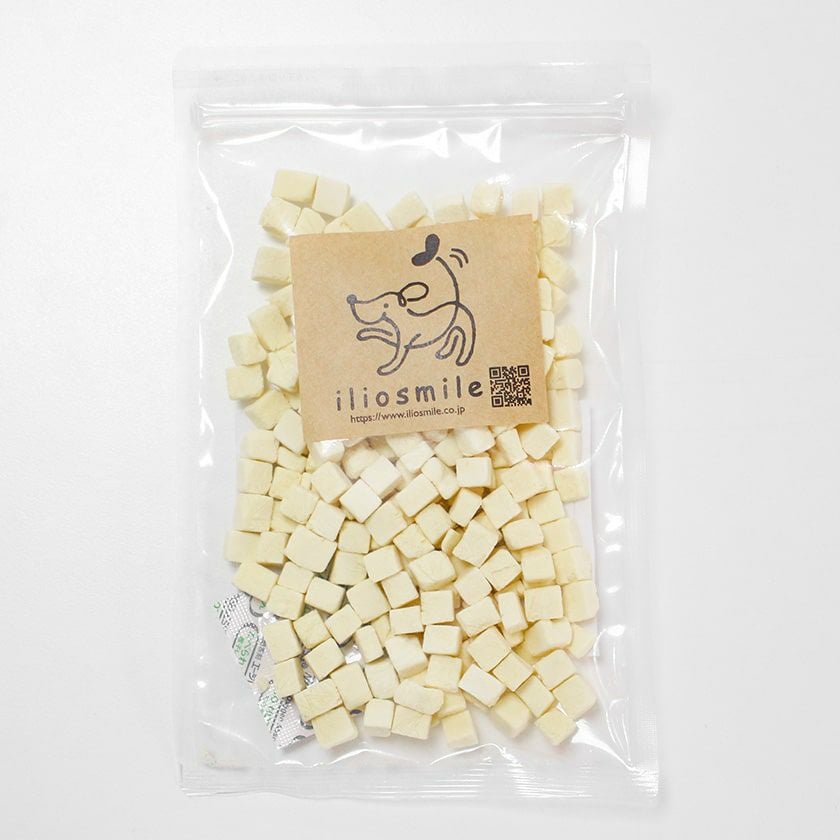 【国産】フリーズドライ豆腐を凝視する看板犬ポノ